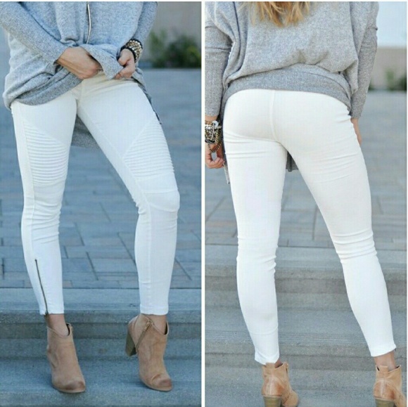 White Stretch Pants 🎊HOST PICK🎊 - Picture 2 of 3