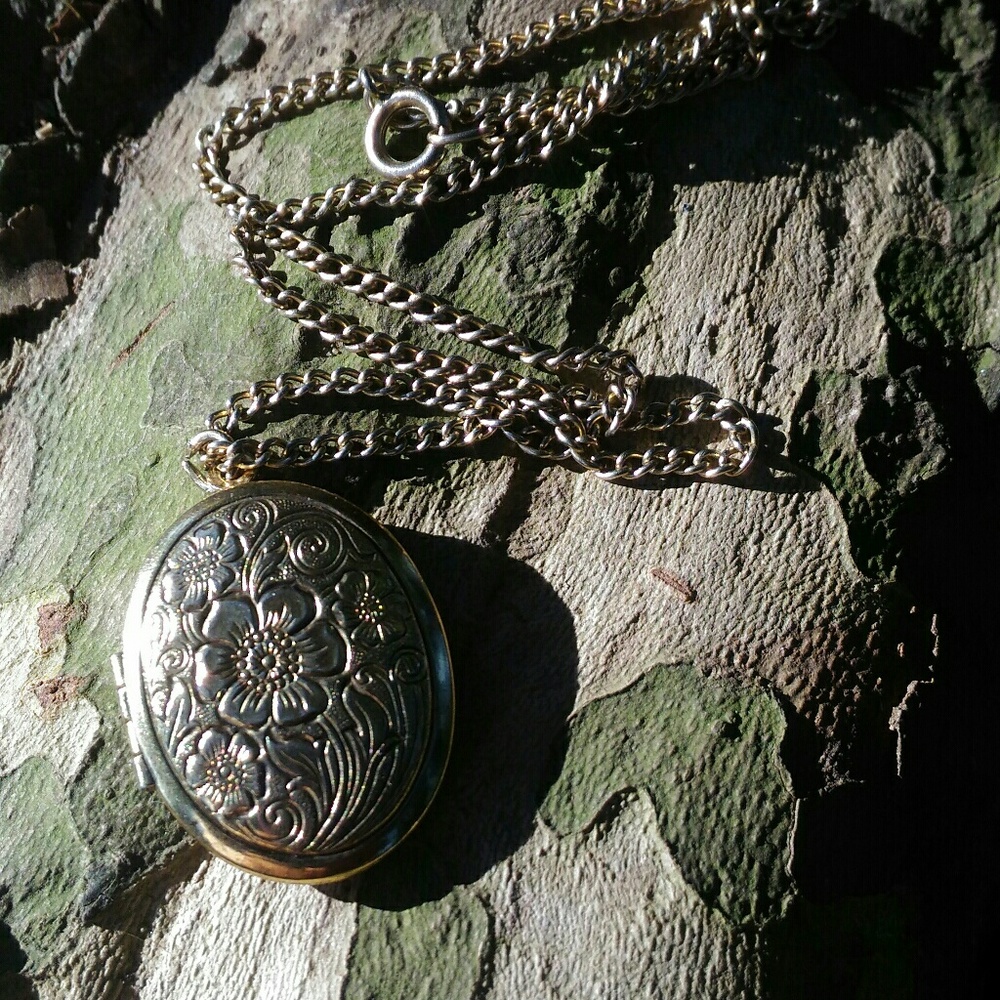 repousse gold locket
