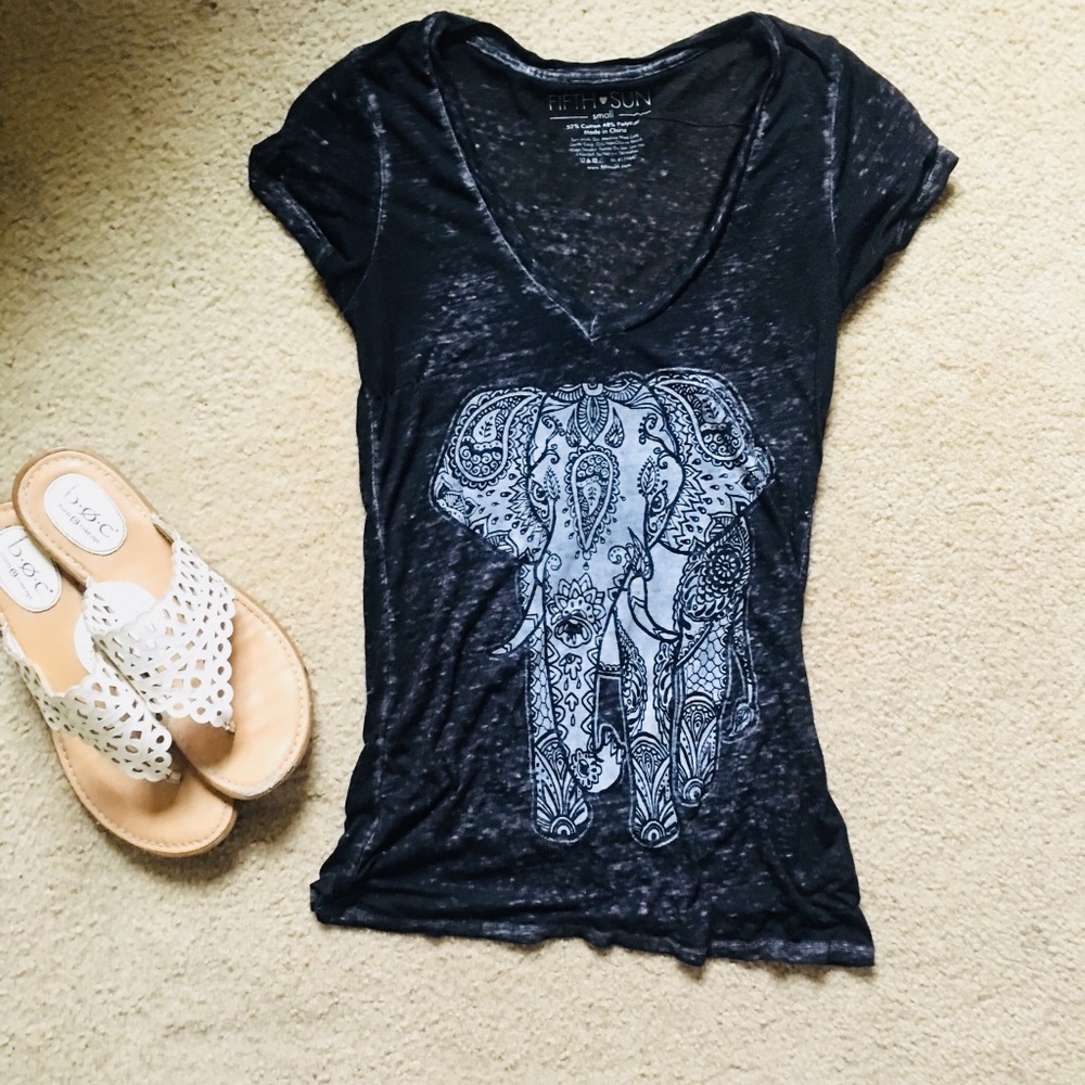 Elephant tee