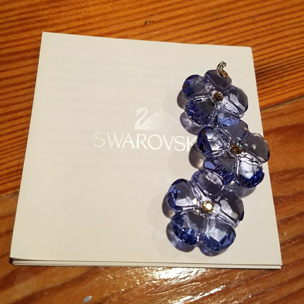 Blue Swarovski Flower Pendant