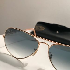Great condition Ray-Ban aviator