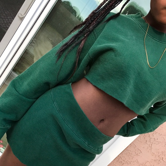 Rose Red & olive green sweat shirt 2 piece 🌹 SET - Picture 3 of 4