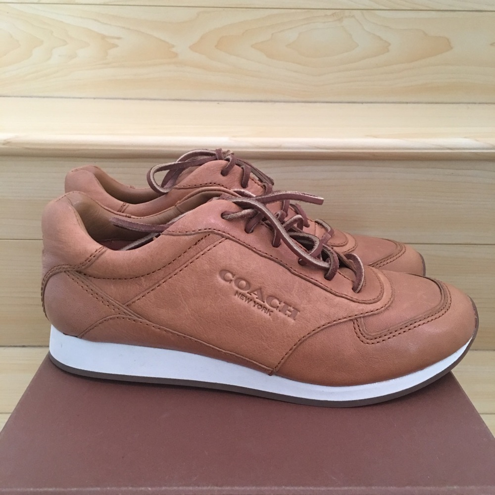 ❌SOLD❌ BNIB Coach Sneakers Raeann Vintage Leather