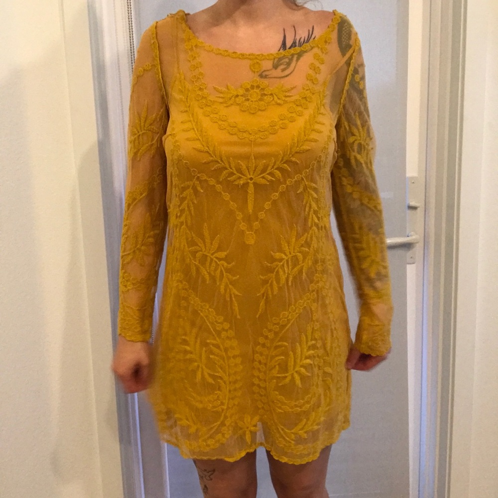 Lace long sleeve