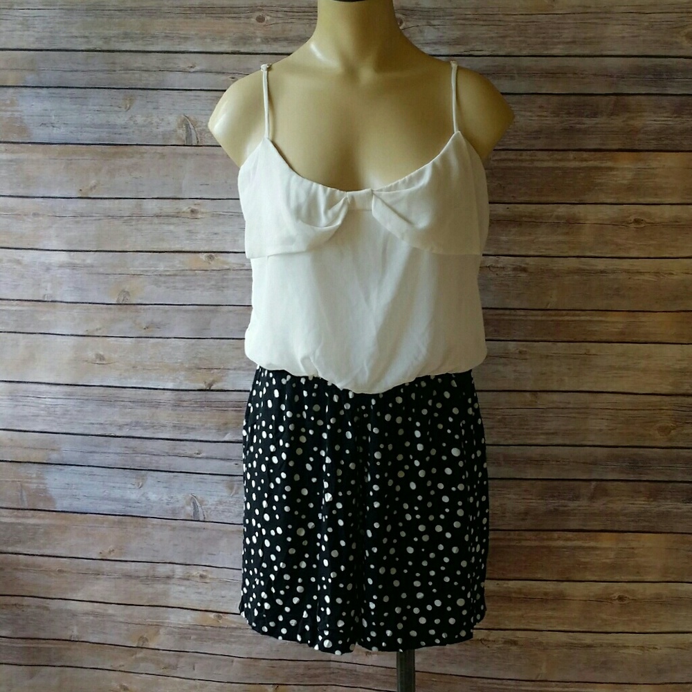 Black & White Polka Dot Romper Size Large