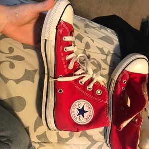 Red converse all stars
