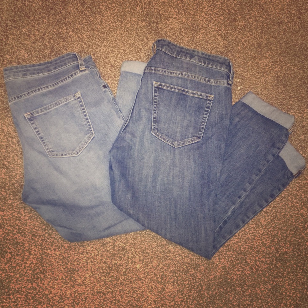 2 pairs of Gap girlfriend coupe jeans