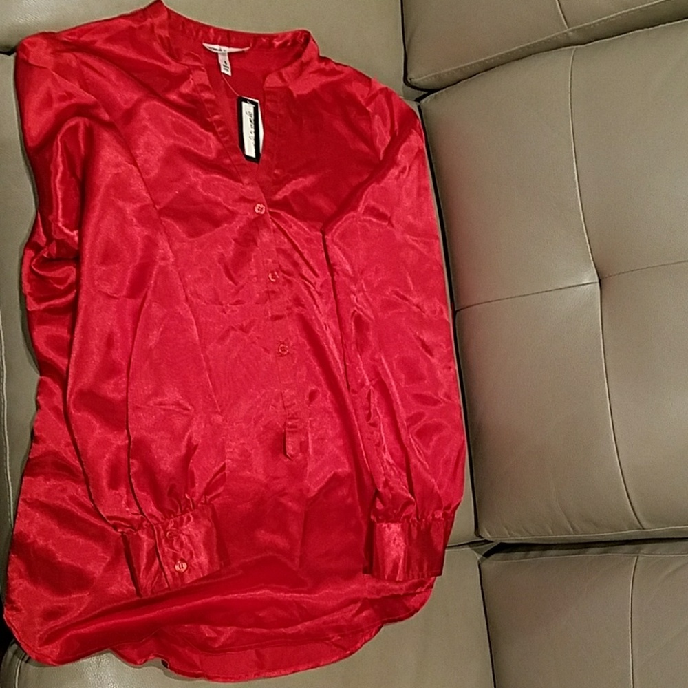 Red botton shirt