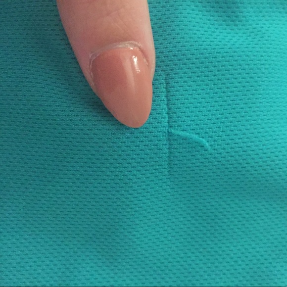 NIKE Razorback Workout Tank - Picture 5 of 6