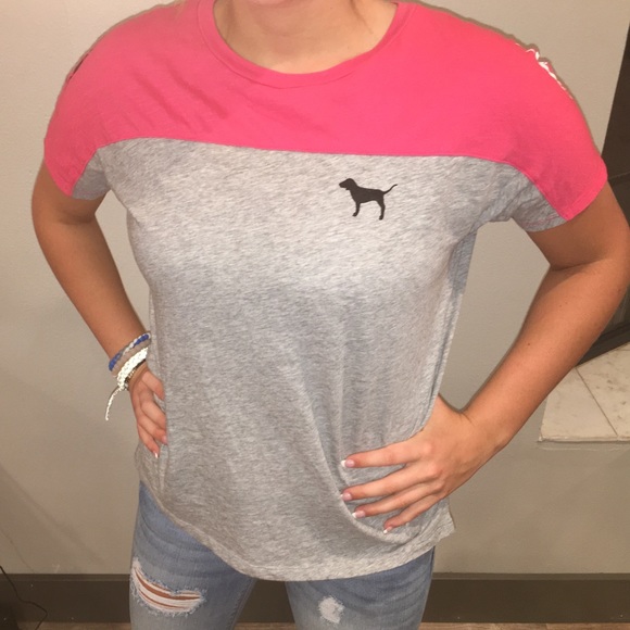 VS Pink T - Picture 1 of 4