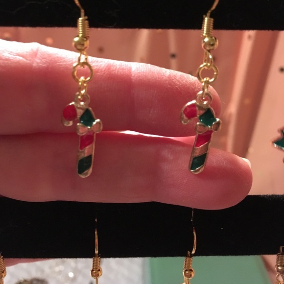 Your choice of Holiday earrings - Picture 2 of 8