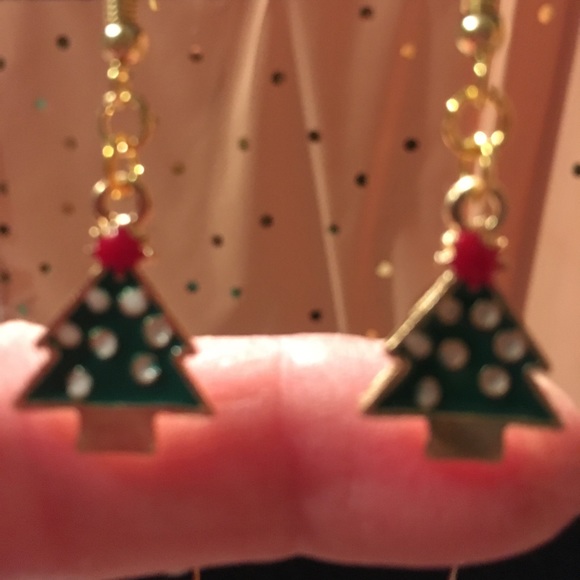 Your choice of Holiday earrings - Picture 4 of 8