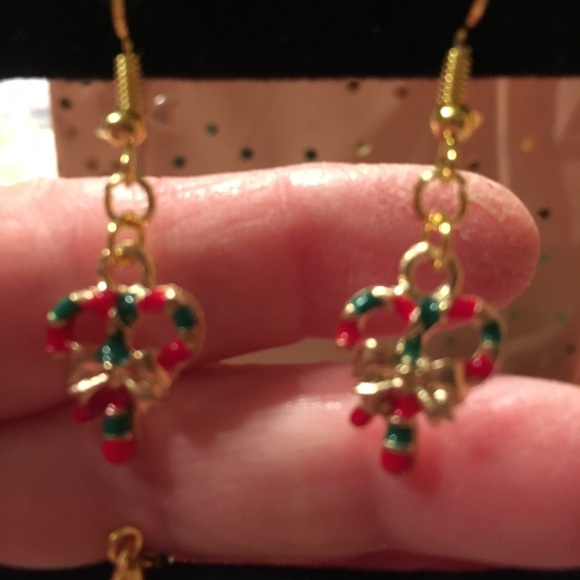 Your choice of Holiday earrings - Picture 5 of 8