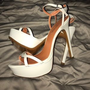 Via Spiga White Brand New Sandals