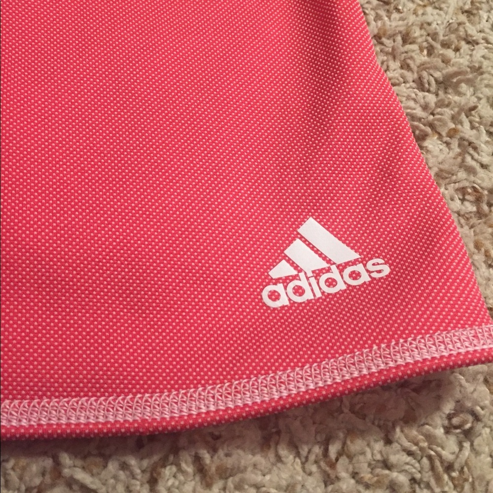 Reversible Razorback workout tank top - Picture 3 of 4