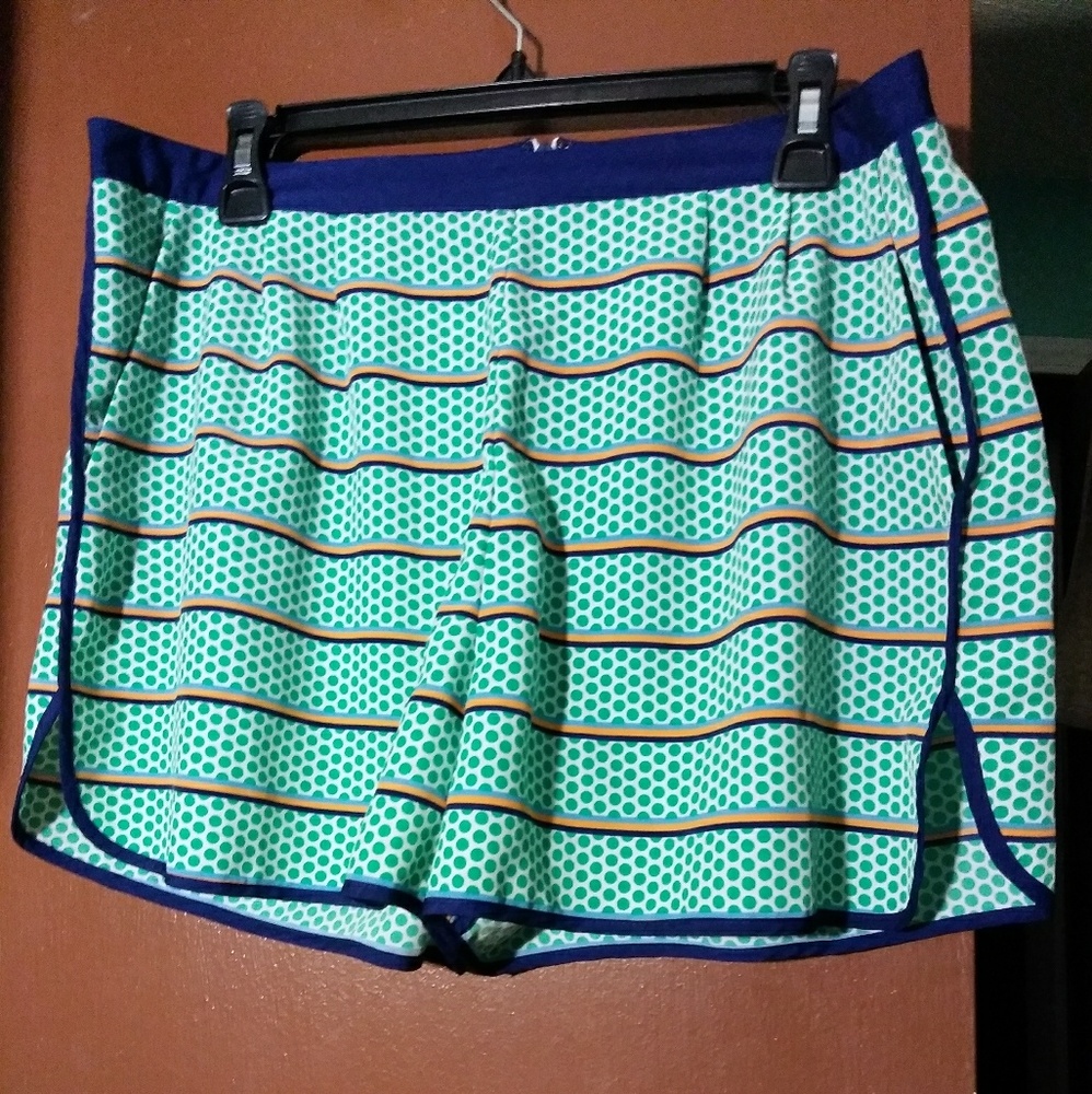 Patterned shorts