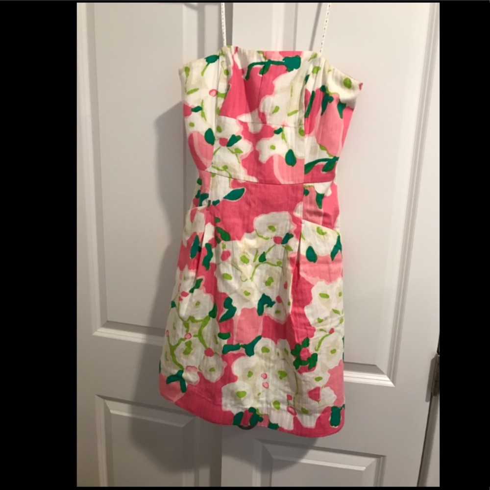 Lilly Pulitzer Size 4 floral strapless dress