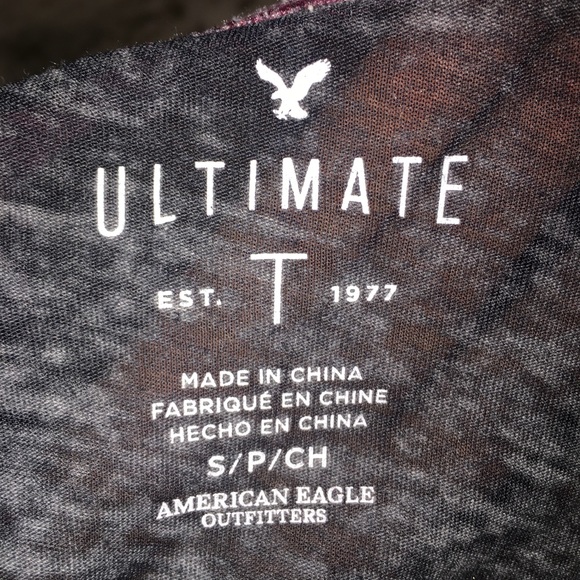 American Eagle thin T - Picture 3 of 3