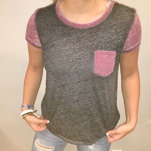 American Eagle thin T