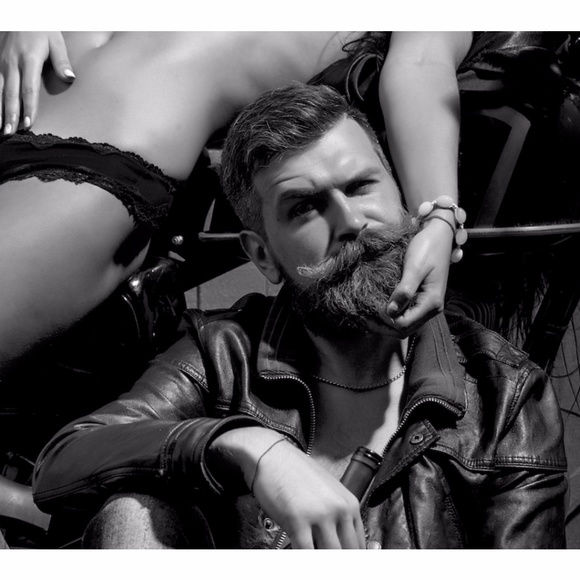 MEN BEARD HAIR COMB WIDE TOOTH PEACH WOOD NWOT - Picture 2 of 3