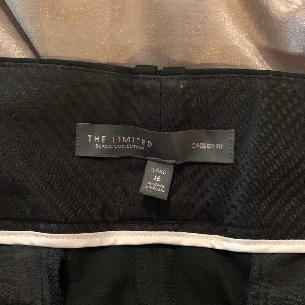 The limited Cassidy fit pant