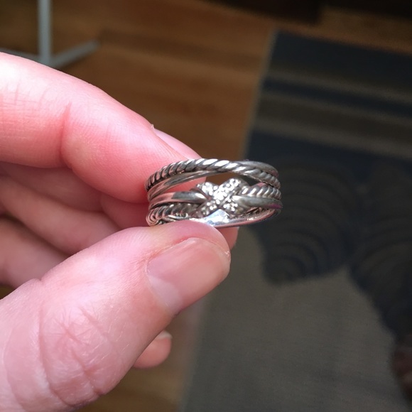 Women’s size 6 David Yurman crossover ring. - Picture 2 of 7