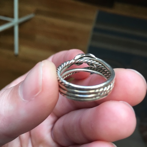 Women’s size 6 David Yurman crossover ring. - Picture 3 of 7