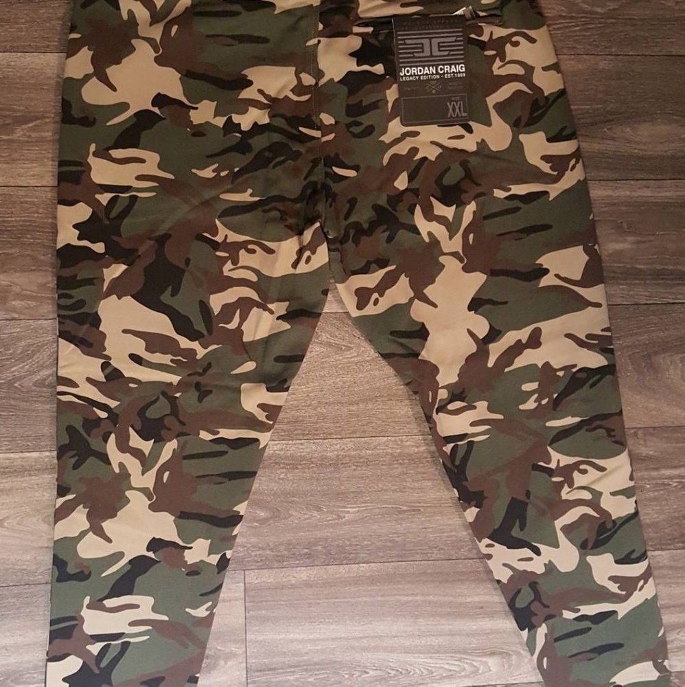 CAMO PRINT JOGGERS