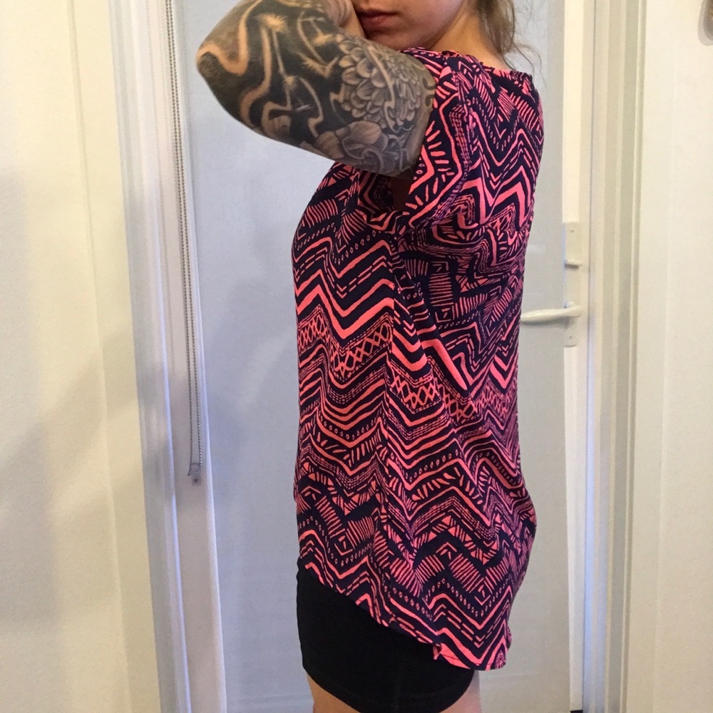 Aztec top - Picture 3 of 4