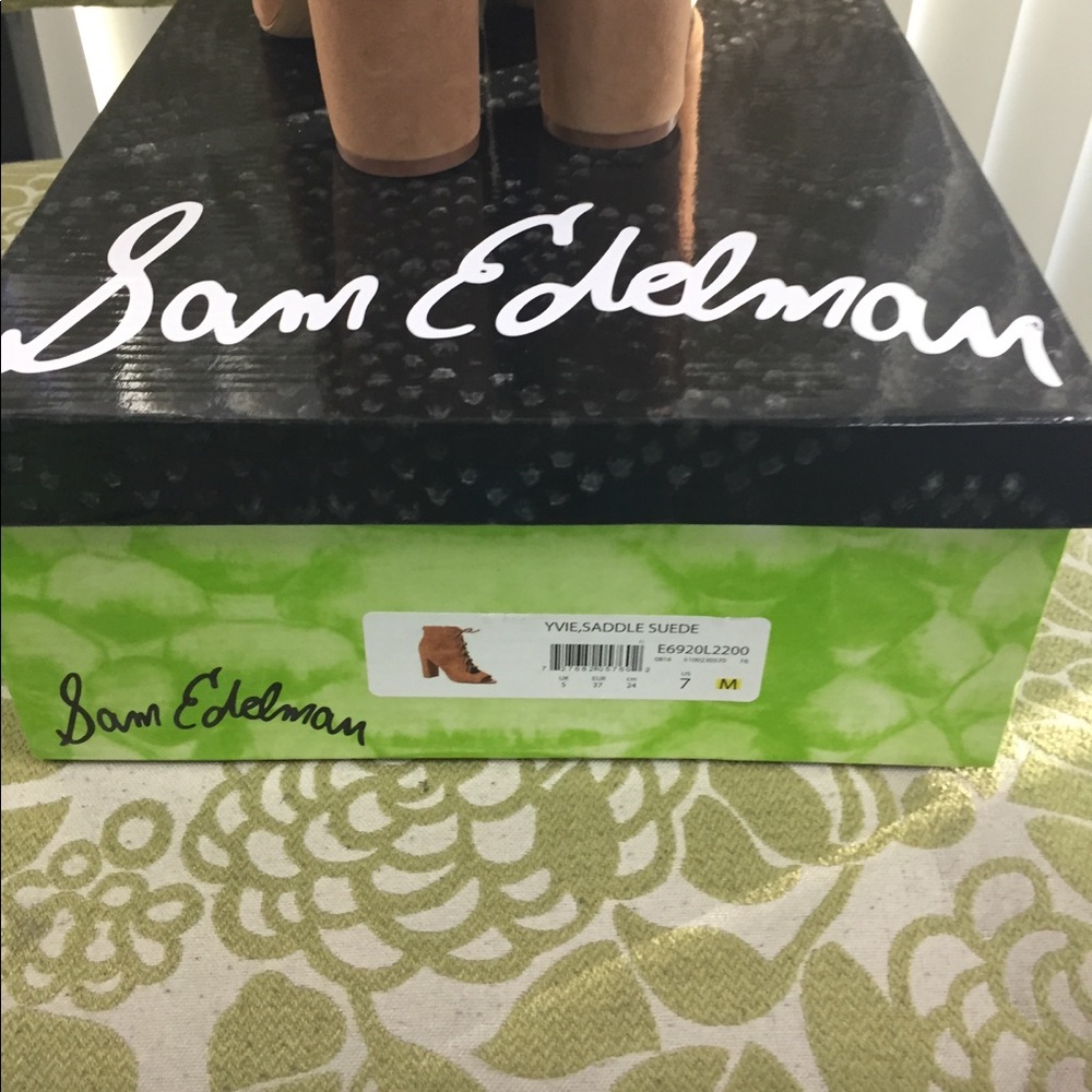 Sam Edelman Women's Yvie Ankle Bootie Saddle - Picture 4 of 4