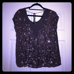 Fun Grey Sequin Ana Top - Sz Lg