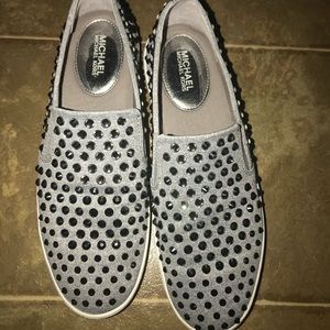 Authentic MK Stud Women’s Size 7 wore twice!