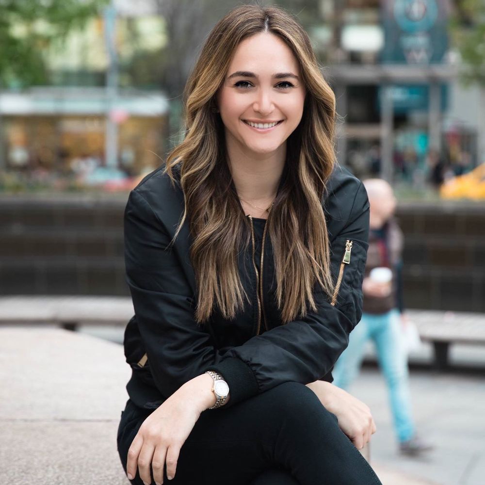 Meet your Posher, Mikela