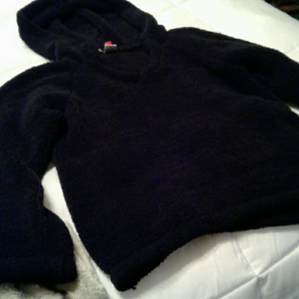 "JOSIE" Black Hoodie S