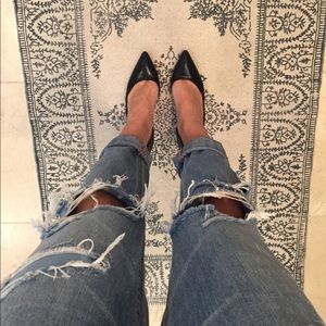 Pointed toe pumps