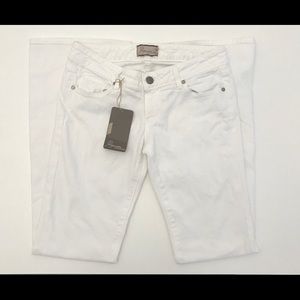 Paige Petite Laurel Canyon Optic White Jeans
