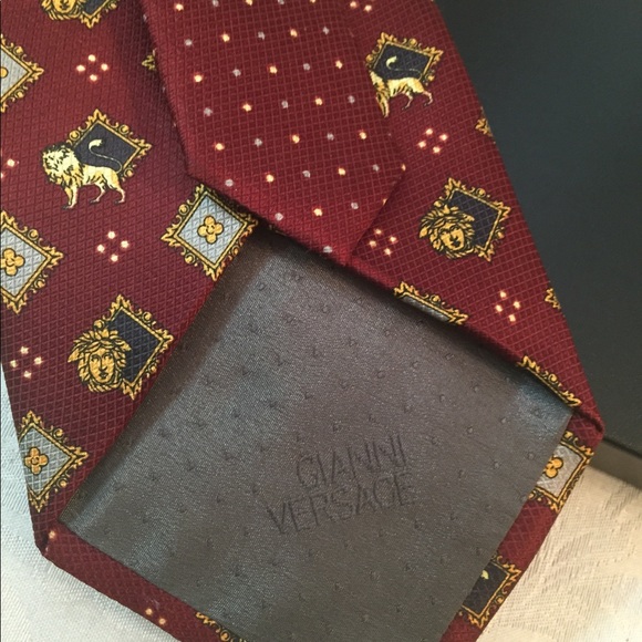 SOLD!!! Versace Medusa Silk Necktie - Picture 8 of 8