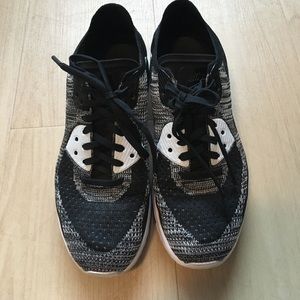 Nike Air Max Flyknit