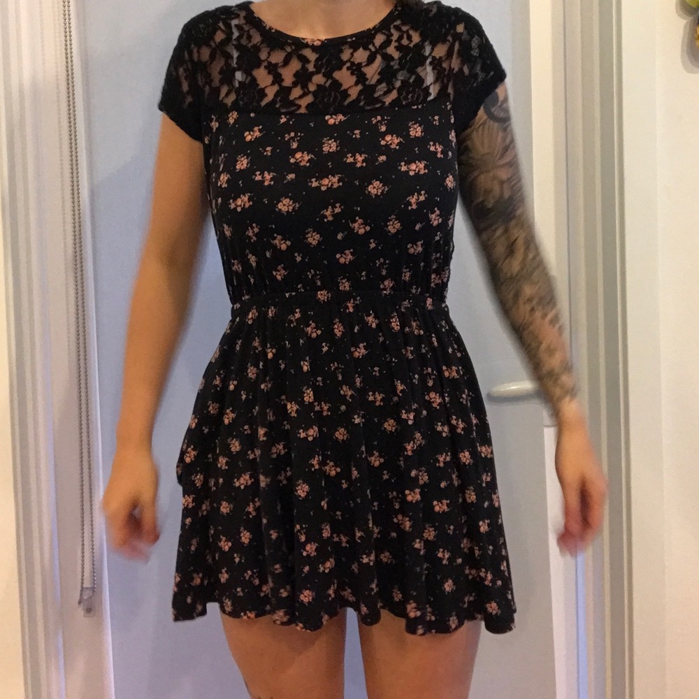Floral lace dress