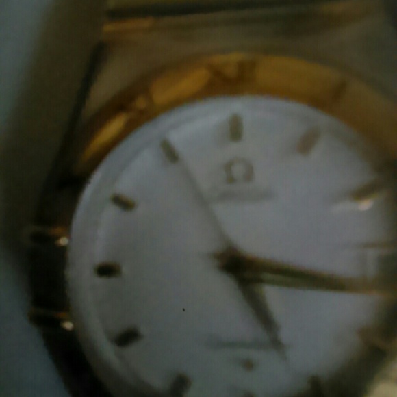 Watch - Picture 2 of 4