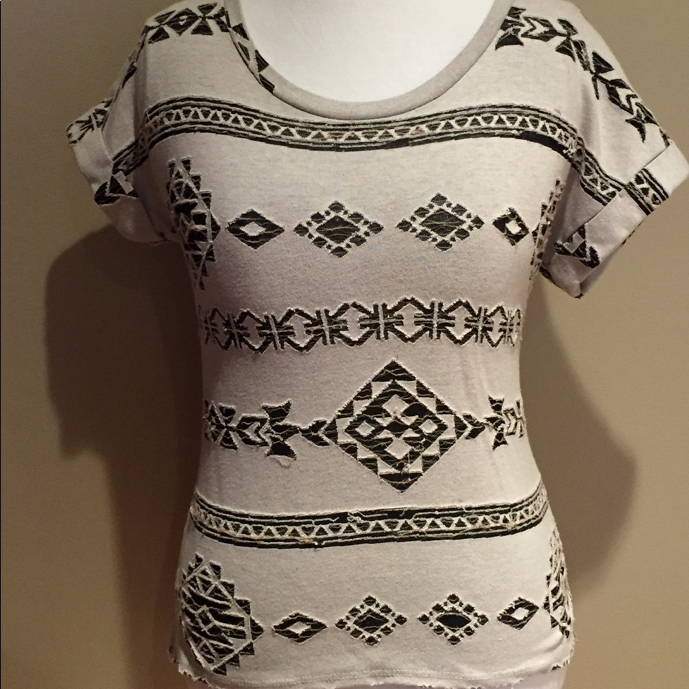 Aztec tee