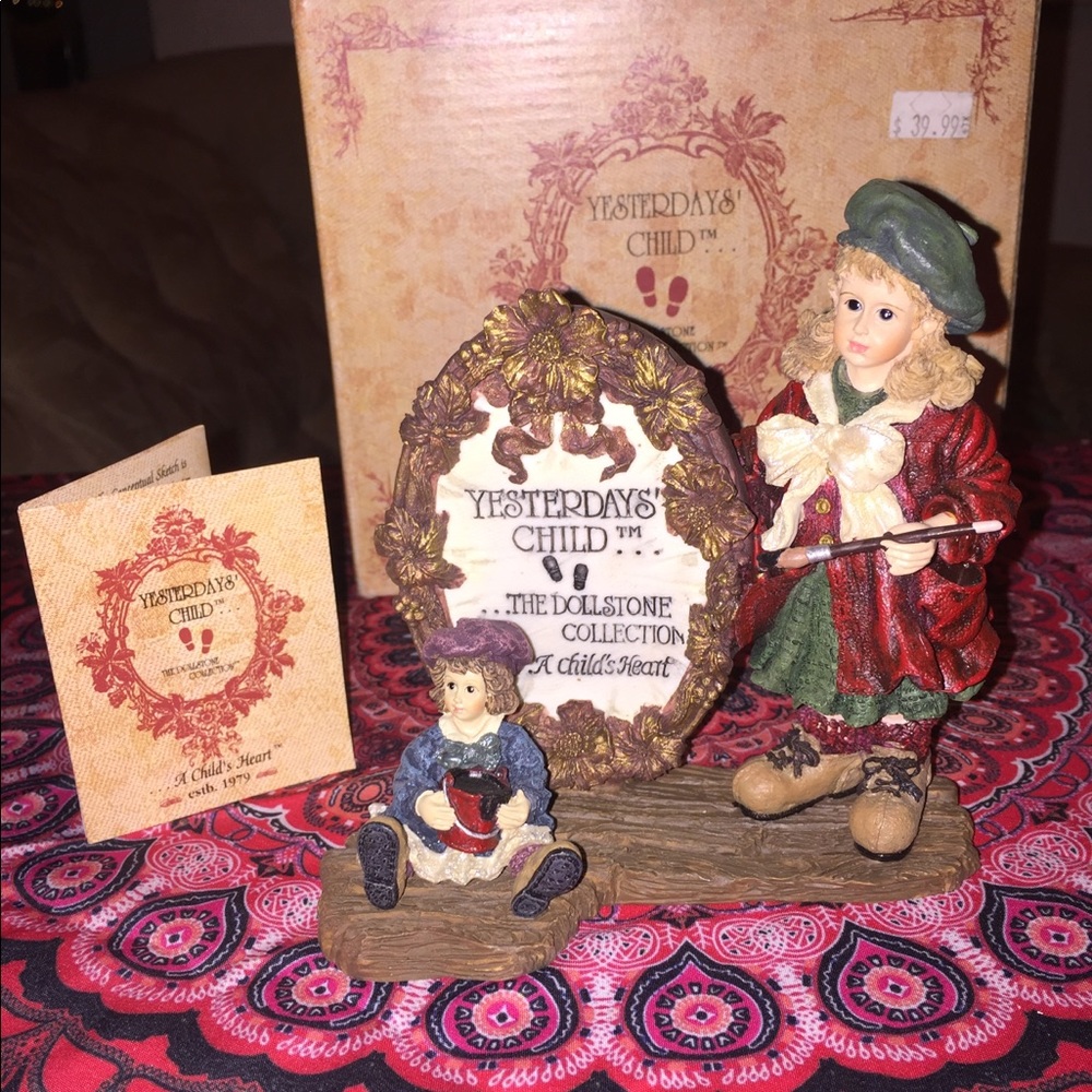 Boyd’s Bears “Anna and the Masterpiece”