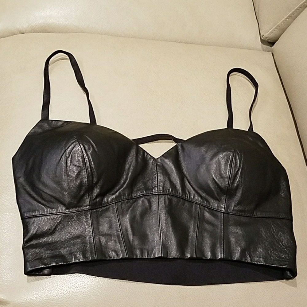 NEW BEBE STRAP BCK BRA TOP SIZE M