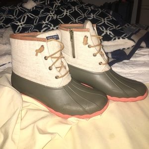 Sperry women's boots!