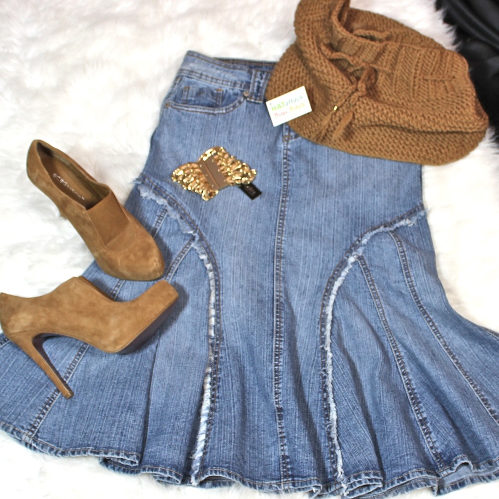 *HP*-Clearance-Flared Denim Skirt