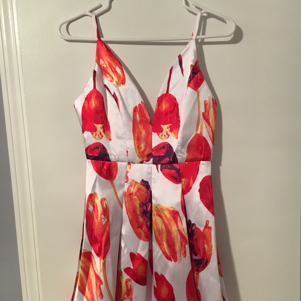 Beautiful flower above the knee skater sexy dress!