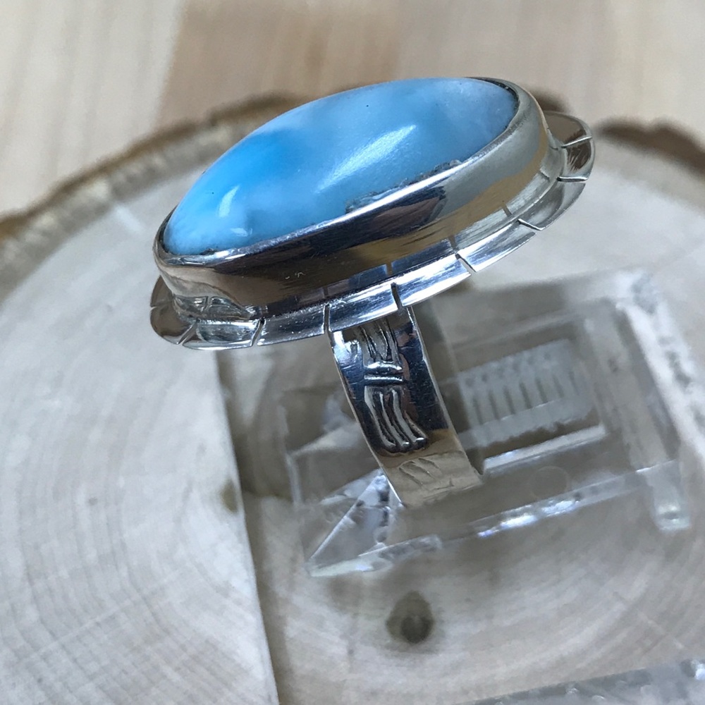 Ring - Picture 4 of 8