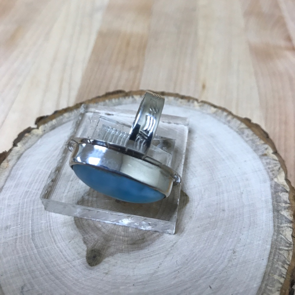 Ring - Picture 5 of 8