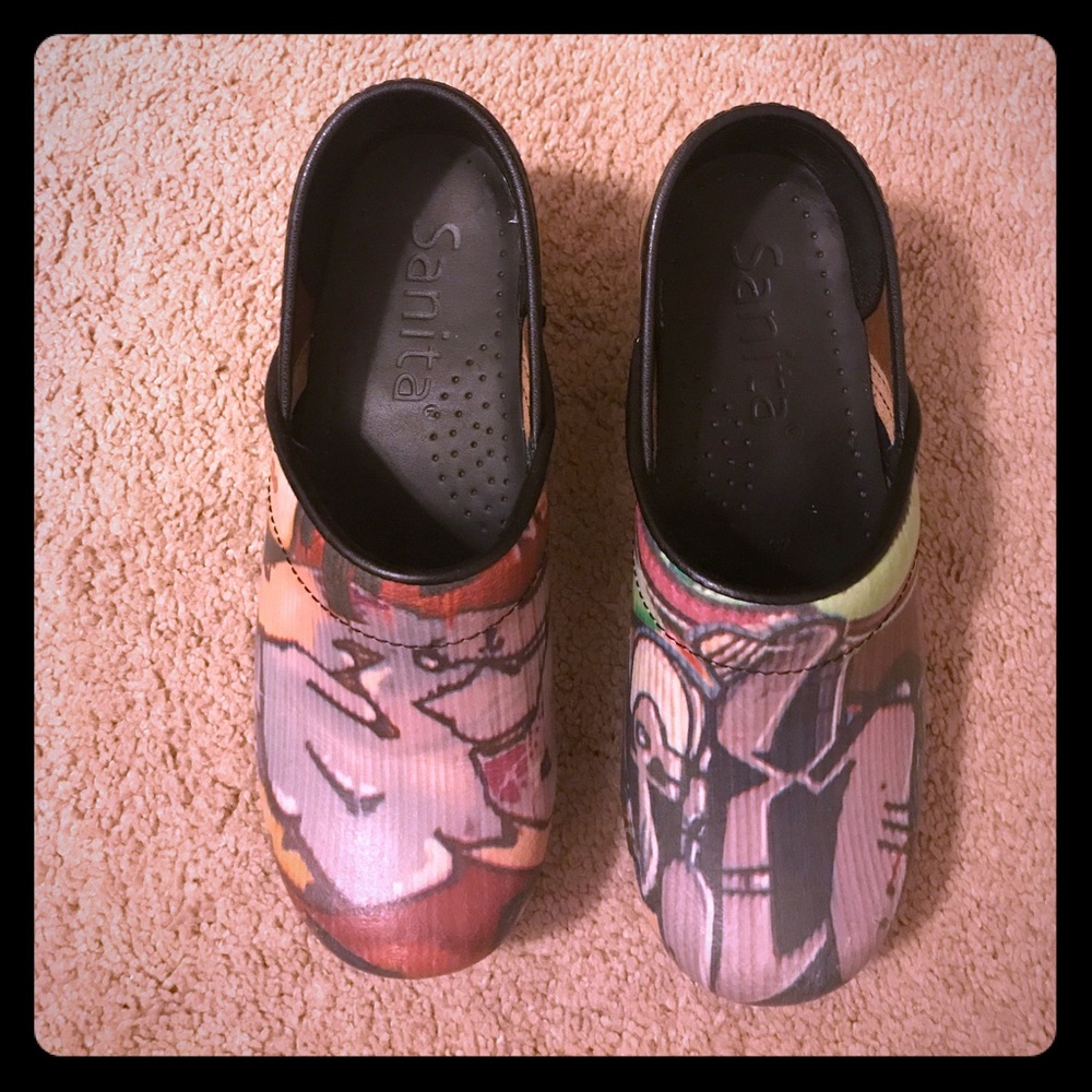 Sanita shoes!! Size 37.