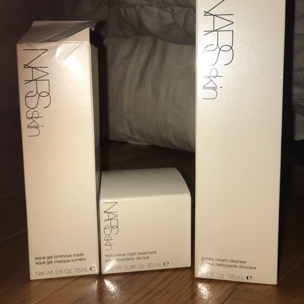 NARS SKIN SET